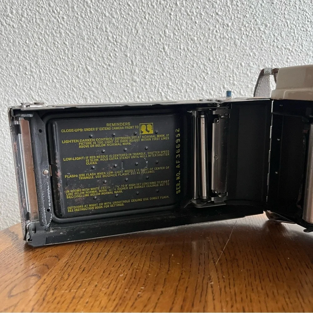 Polaroid Land J33 Film Camera